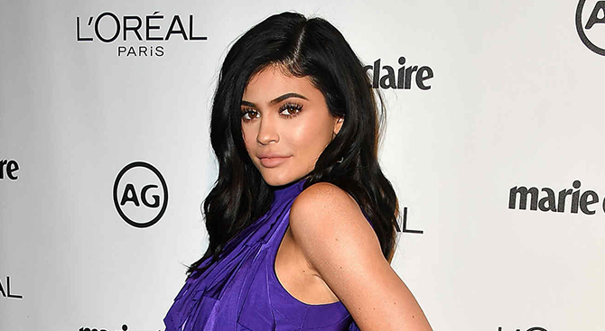 Kylie Jenner Muestra Su Embarazo Por Primera Vez Video 