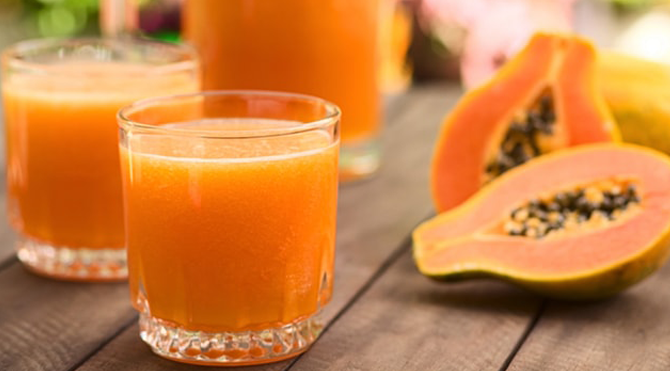 licuado de piña y papaya para bajar de peso