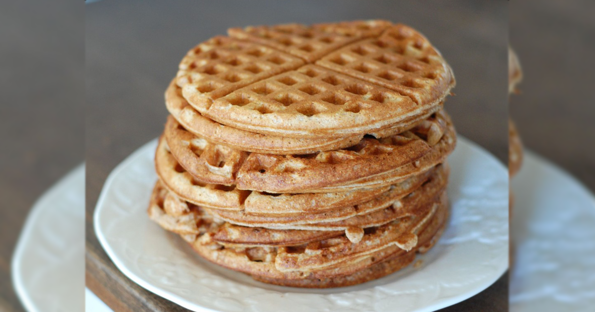 Waffles de quinua con plátano Alista un desayuno especial para tus