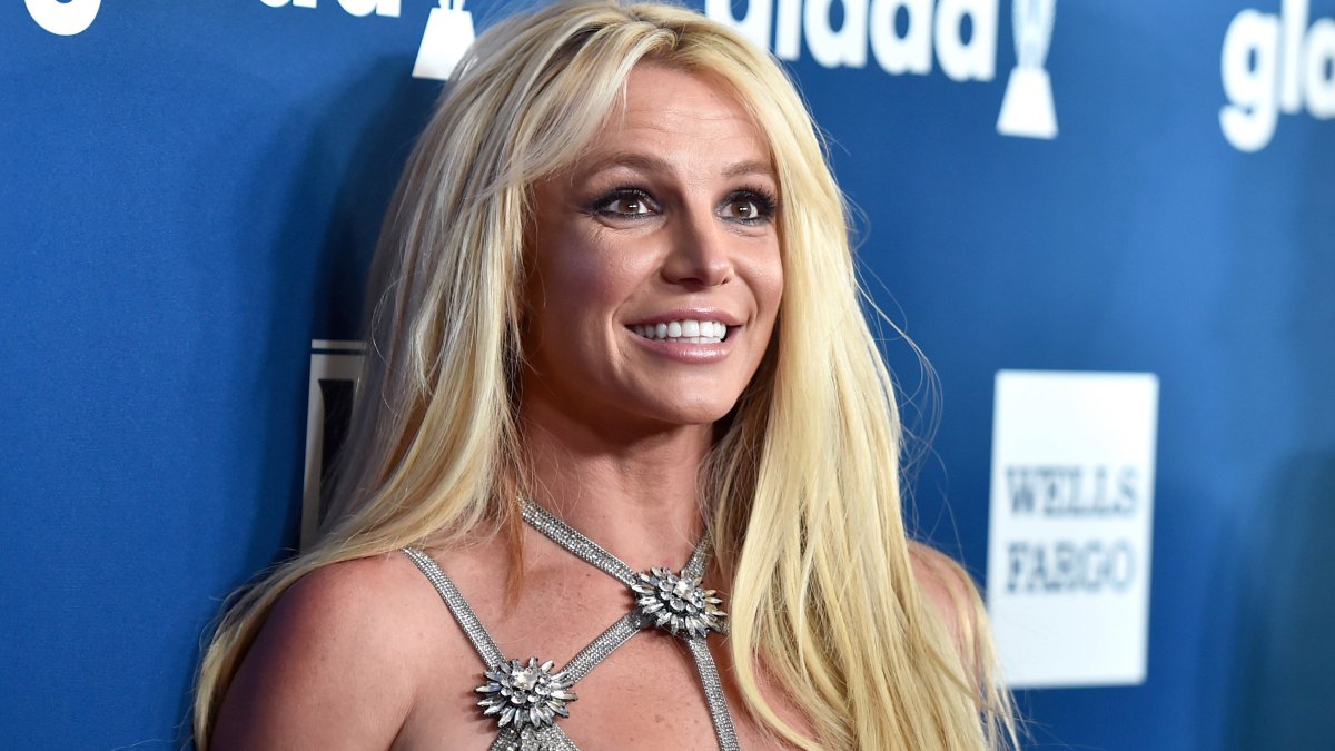 Britney Spears apuesta por un nuevo cambio de look que marca tendencia