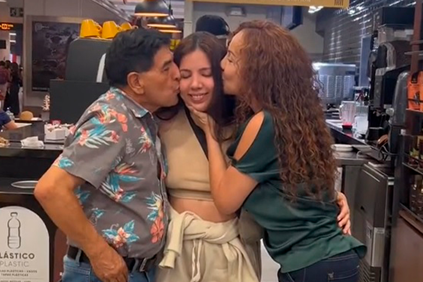 Janet Barboza y Nilver Huarac DESPIDEN entre LÁGRIMAS a su hija Antonella: “Se va a Roma a hacer su máster”